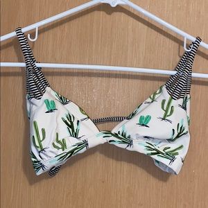 Bathing suit top (M)